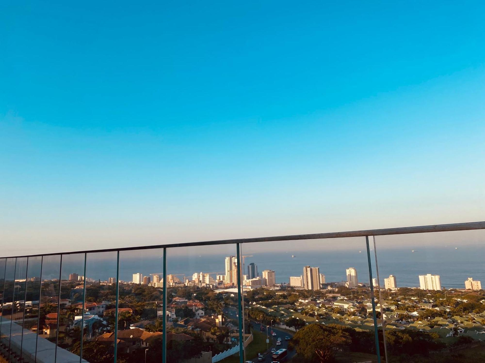 다반 Umhlanga Arch 10Th Floor- Sea Views! 아파트 외부 사진